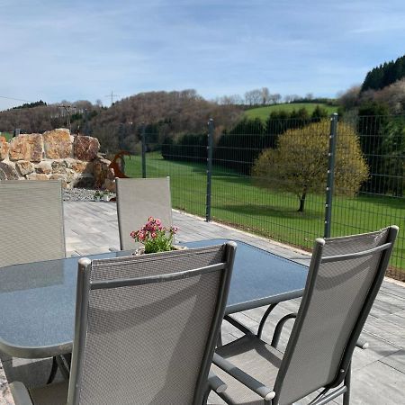 Hof Goerrespesch-Ferien Im Herzen Der Schneifel Schlausenbach Esterno foto